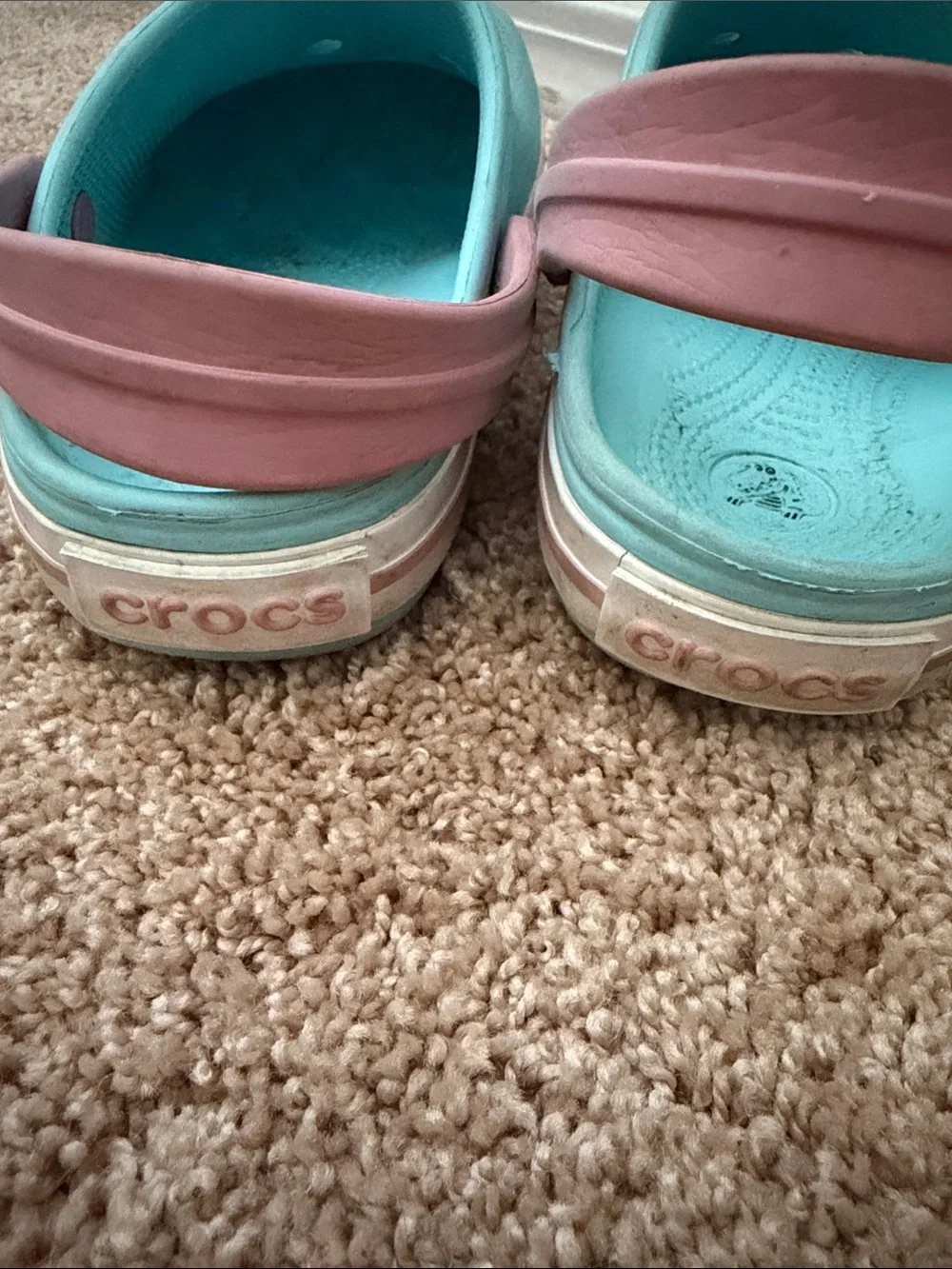 Crocs Crocband Clogs - Kids Size J1 - Ice Blue & Pink Pastel Comfort Sandals